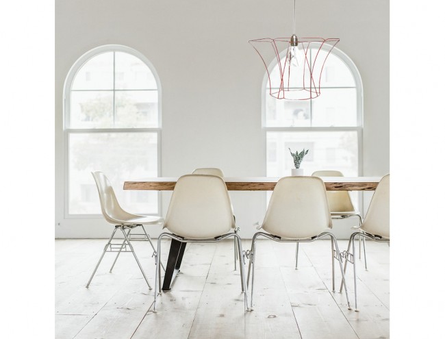 red pendant light 