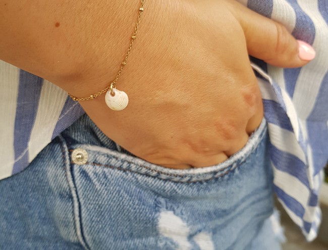 clam shell 14K gold bracelet