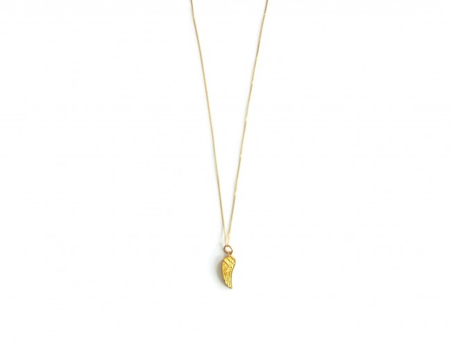 yellow gold wing charm chain necklace