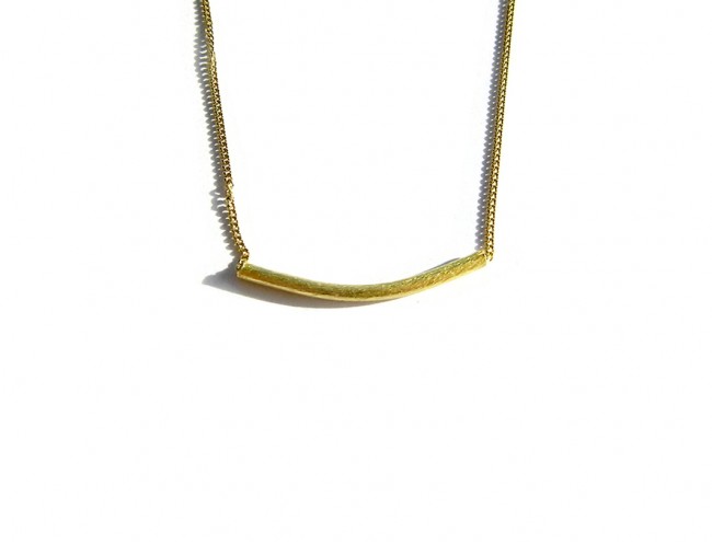 little linear gold necklace 