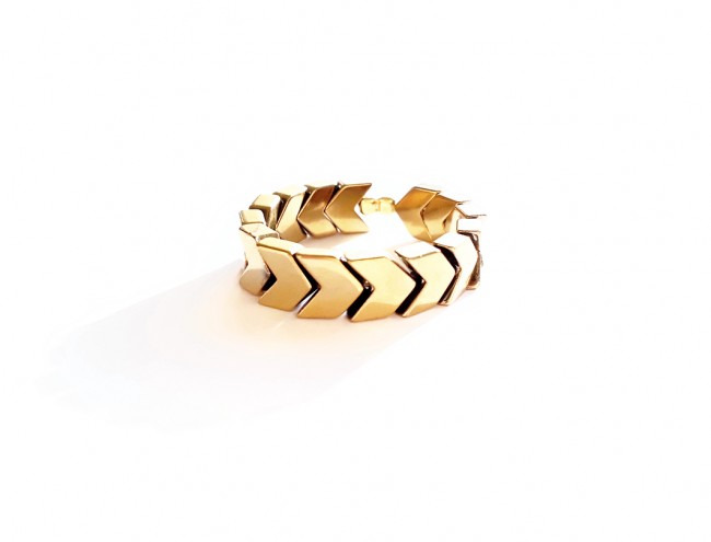 gold arrow gloss ring